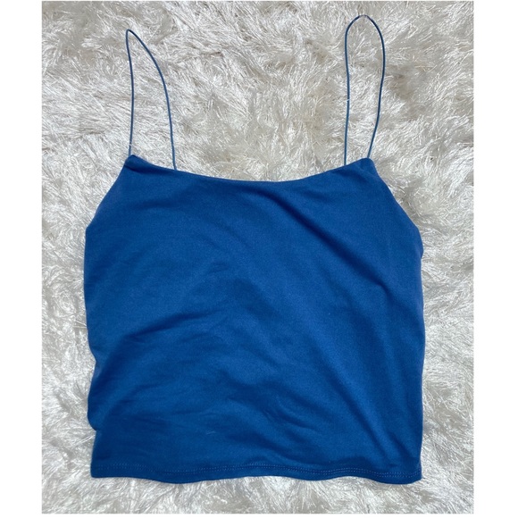 gaze Tops - Cropped Tank Top